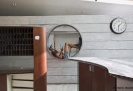 "4 stars hotel"<strong><em><br /></em></strong>
