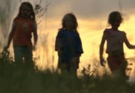 "A Little Bit of Paradise", dir. Andrzej Cichocki<br />
