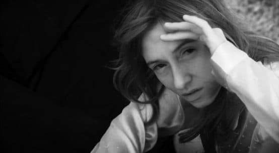 TYTUŁ SIĘ JESZCZE PRZYŚNI | reż. Klaudia Fortuniak